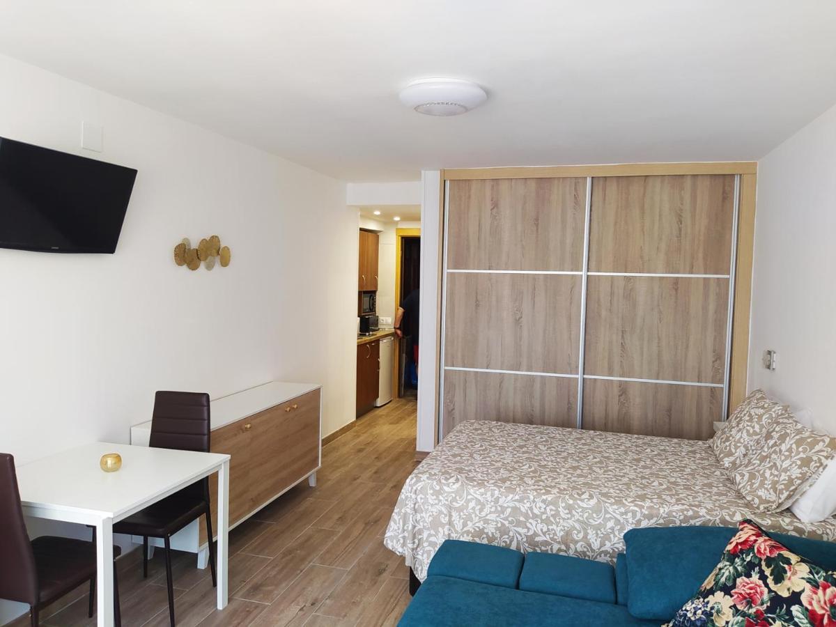 Recien Reformado, Fire Stick Amazon, Wifi, 2 Pers, Centrico, 20 M Playa Apartment Torremolinos Exterior photo